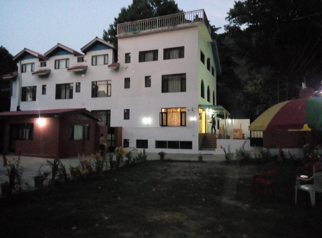 Hotel Grand Jigar Srīnagar 外观 照片