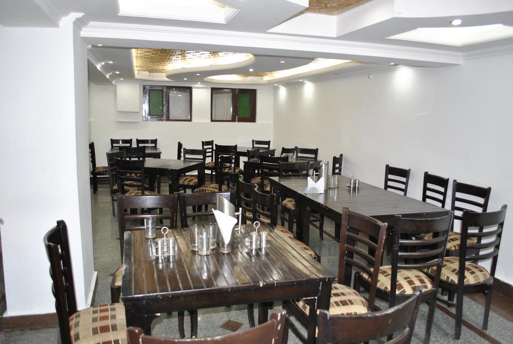 Hotel Grand Jigar Srīnagar 外观 照片